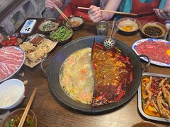 -萍姐火锅·公路夜市(武汉首店)