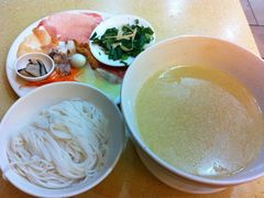-桥香园云南过桥米线(金马碧鸡店)
