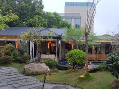 -湘力力小院·鱼汤泡饭(枫林路店)