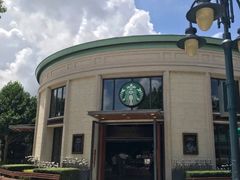 -星巴克(迪士尼小镇店)
