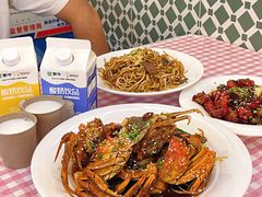 -捌贰虾蟹·江湖菜馆(江汉路店)