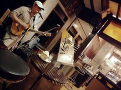-Dash Teak House