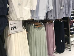 -优衣库(广州天河领展广场店)