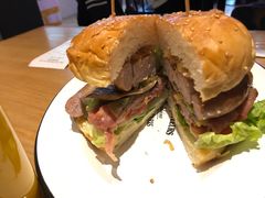 -HELLO 27 意面·沙拉·帕尼尼