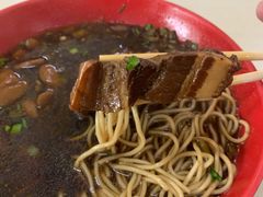 -小龙大肉面馆