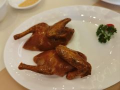 玻璃脆皮乳鸽-利苑酒家(金宝店)