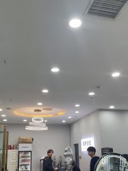 -藤野造型烫染·漂发