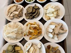 -天宜隆蘑菇宴火锅(石景山旗舰店)