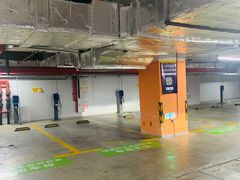 -龙美术馆西岸馆-停车场