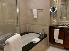 -广州富力丽思卡尔顿酒店