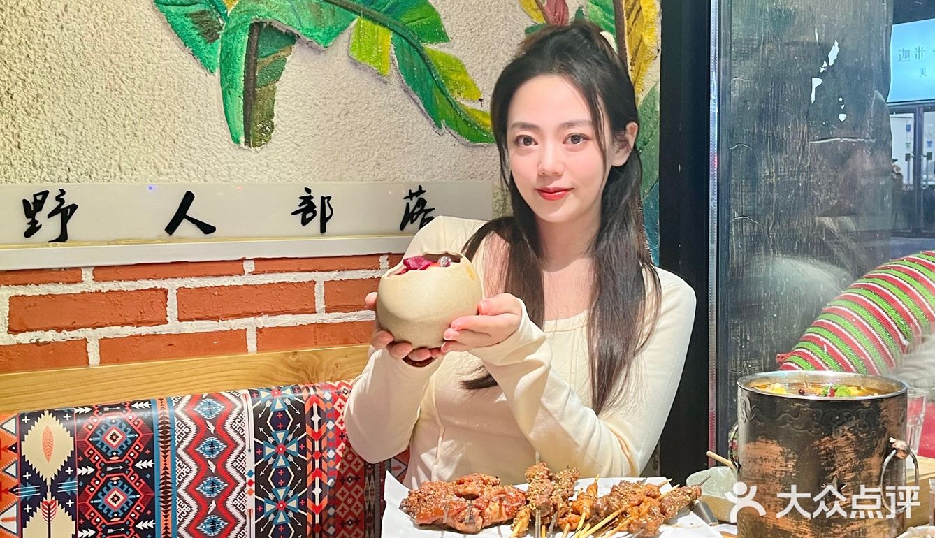 沈阳烧烤为什么野人串吧这么火？