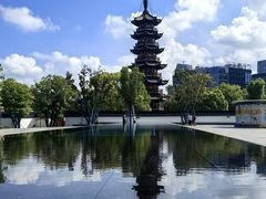 -龙华寺