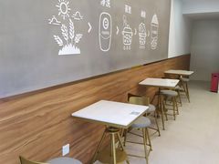-沪上阿姨鲜果茶(桥头地铁站店)