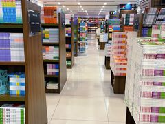 -新华书店(沙坪坝书城店)