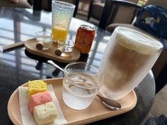 -亚龙湾喜来登·美景台大堂吧