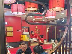 -鲁员外地锅鸡地锅鱼(古墩路店)