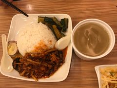 -顺溜·手工刀削面·黑金店(铜锣湾店)