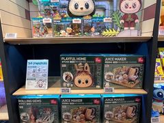 -泡泡玛特POPMART(大卫城店)