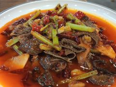 -肖四女乐山跷脚牛肉(世博源店)