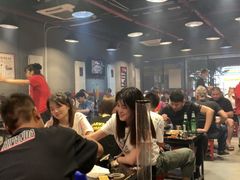 等位区-碎怂烤肉(钟楼柳巷店)