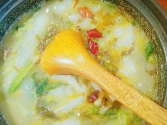 -周鱼小馆石锅酸菜鱼(活力汇店)