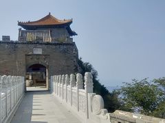 -鸡鸣山旅游风景区