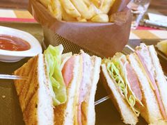 -遇见西木美式餐厅(体育路店)