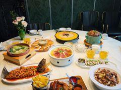 -怡得饭庄·30年老店·宋大妈昆明菜