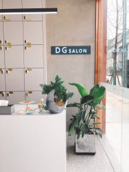 -D.G造型·烫发染发接发