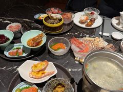 -半岛翡丽海鲜自助餐厅(观风亭店)