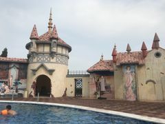 -泉城欧乐堡戏水湾艺术养生温泉