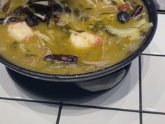 -肥汁米蘭香港米线(长宁来福士店)