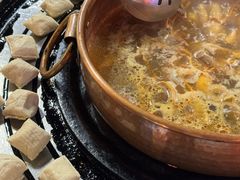 -阿山卓·野生菌火锅·纳西火塘烤肉