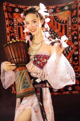 -虞美人汉服摄影