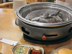 -青瓦餐厅·生鱼片·韩园烤肉(西塔店)