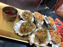 -何师烧烤Pro ·江湖川菜·小龙虾·精酿(太古里旗舰店)