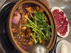 -胡须佬鸡煲四季火锅店(石厦西村直营店)