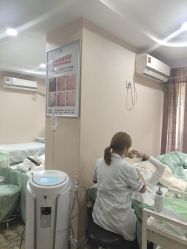-苗方清颜专业祛痘·皮肤管理