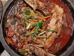 -鸣记脆皮烤鱼·海鲜烤鱼(三八广场店)