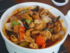 肥肠豆腐煲-坛南湾农家乐·海鲜楼·大排档(平潭坛南湾店)