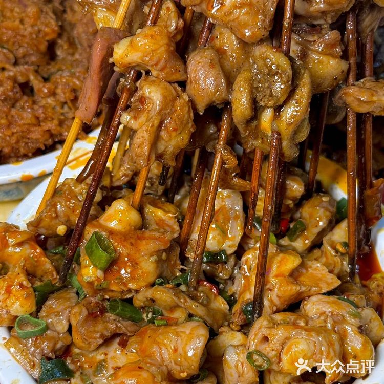 有哪吒小哥的宝藏串串，淡定不了亿点点！！