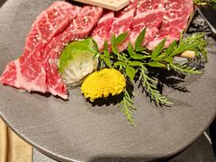 -山川小町·极番烧肉(新地假日广场店)