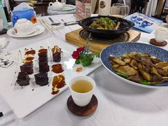 -鹿鸣酒家(越秀店)