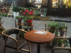 -韩烧里烧肉啤酒馆(大唐西市店)