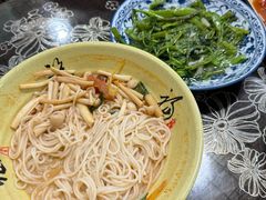 -家利美食店