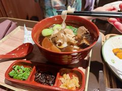 牛肉面-大冒险家餐厅