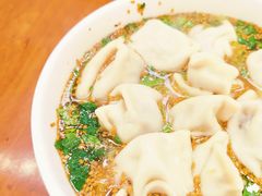 酸汤牛肉水饺-回坊马二饺子馆