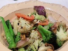 椰油黑松露炒有机杂菜-闻见中国海南菜(K11店)