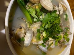 -何记花甲(海岸城旗舰店)