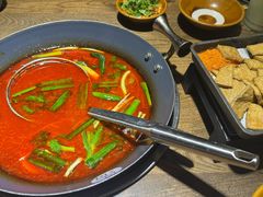 -贵厨酸汤牛肉(小十字店)